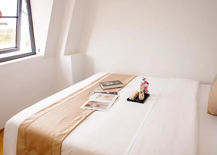 Hotel Dh Japan Hạ Long